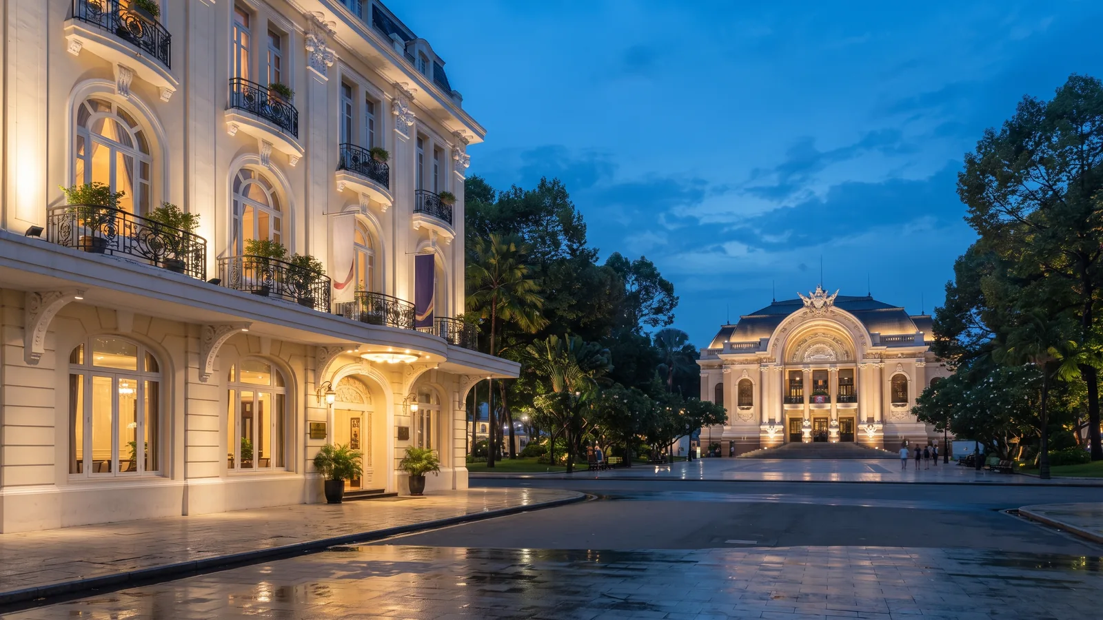 Lam Son Square and the Opera House, Ho Chi Minh City